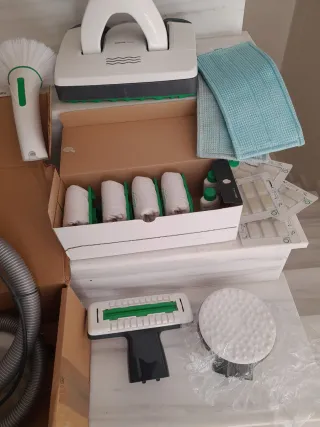 Vorwerk Kobold Aspirador y FriegaSuelos y Accesori