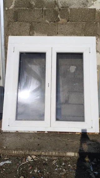 Ventana PVC 132x139
