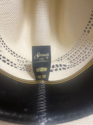 SIN USO Sombrero Tejano comprado allí