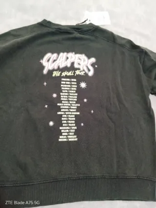 Sudadera Negra con Calavera y Alas Talla S