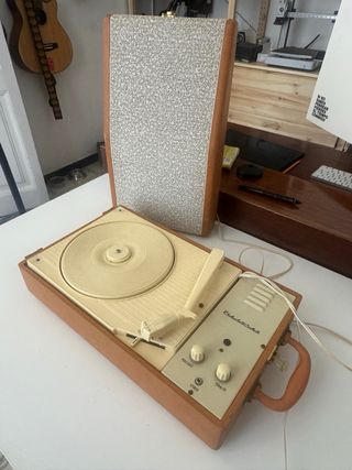 Tocadiscos Visiorex Antiguo