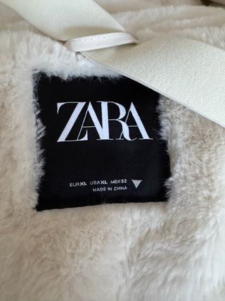 Abrigo acolchado mujer con capucha