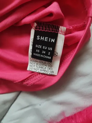 Top manga larga rosa con pelo