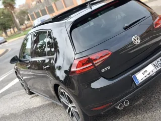 Volkswagen Golf 2014