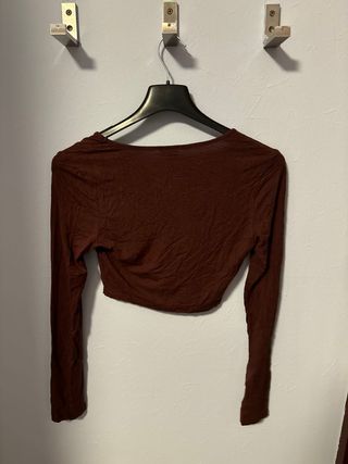 Camiseta manga larga marrón