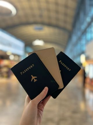 Funda Pasaporte y Etiqueta Maleta Avión