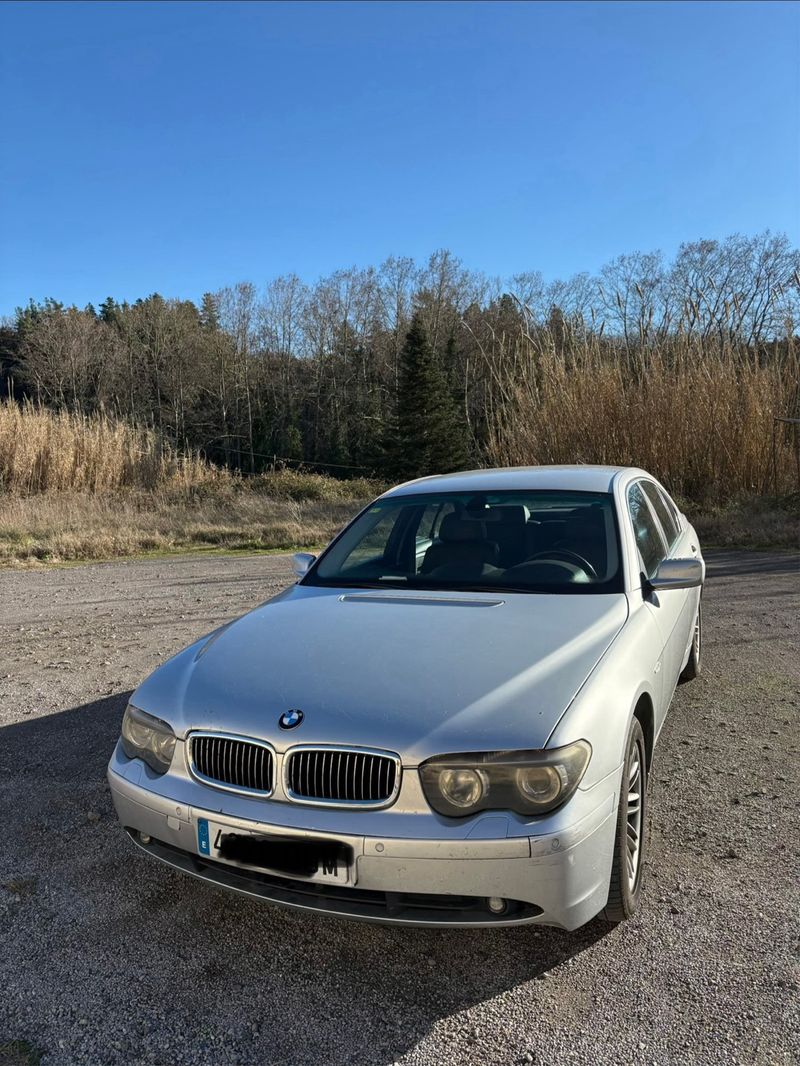 BMW Serie 7 2003 - foto 1