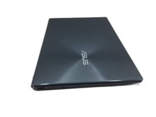 E631860-0 Pc Portatil Asus Ux425Ea