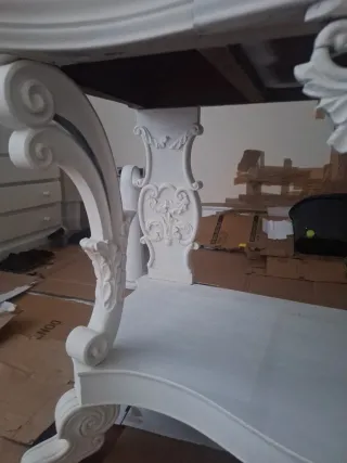 Cómoda antigua caoba pintada