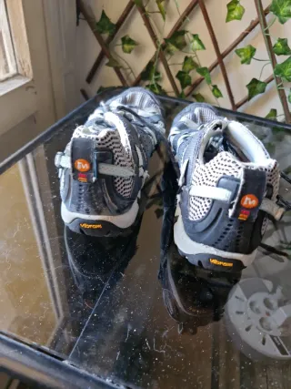 Zapatillas Merrell senderismo mujer gris/verde