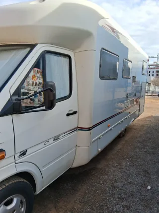 Mercedes-Benz Sprinter 2004