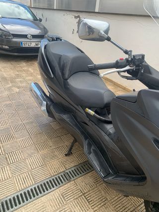 Suzuki Burgman 400cc 2016