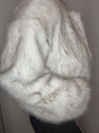 Chaqueta pelo blanco
