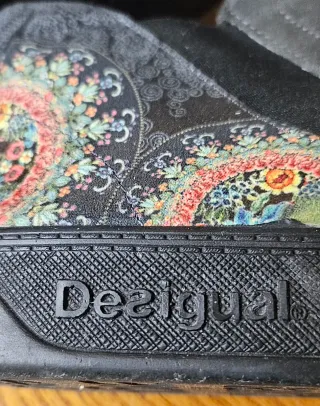 Stivaletti Desigual Tg. 38