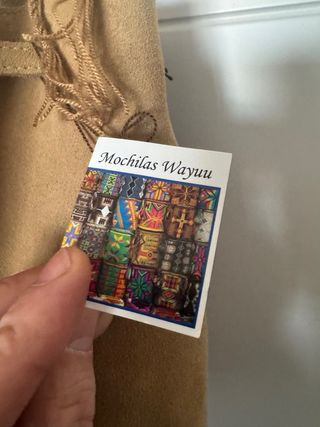 Mochila Wayuu artesanal hecha a mano