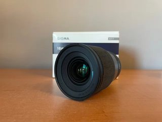 Objetivo Sigma 16mm F1.4 DC DN Sony E