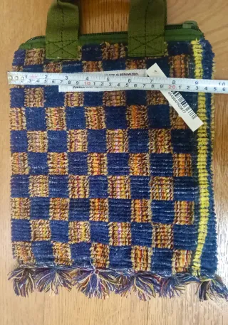 Borsa in materiale riciclato