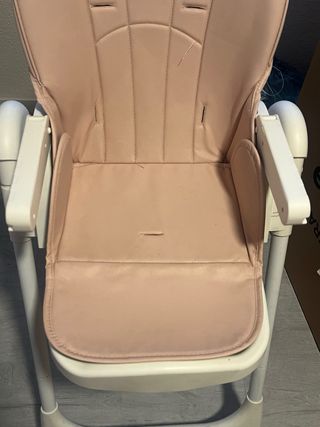 Trona rosa para bebé
