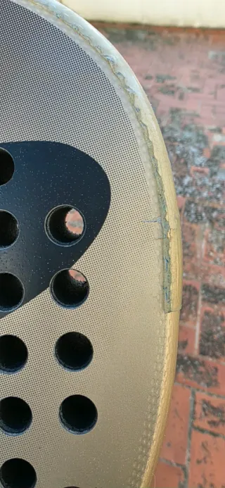 Bullpadel Vertex 04 W