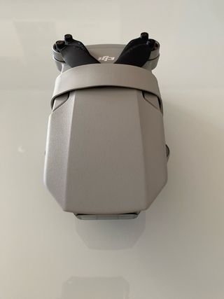 Dron DJI Mini 2 Gris