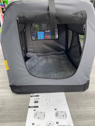 Transportín con detalle cremallera (descocido)