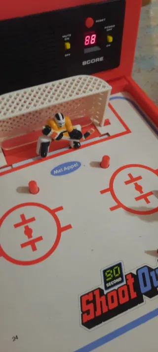 Juego de hockey electrónico retro