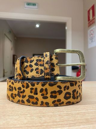 Cintura da 115 cm con stampa leopardata