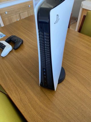 Consola PS5 + 2 Mandos + 2 Juegos