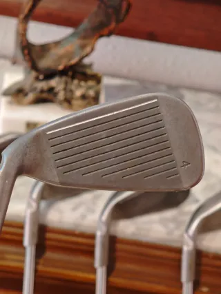 Palos de Golf Ping G10