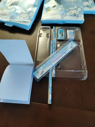 Estuche escolar Cinnamoroll nuevo a estrenar