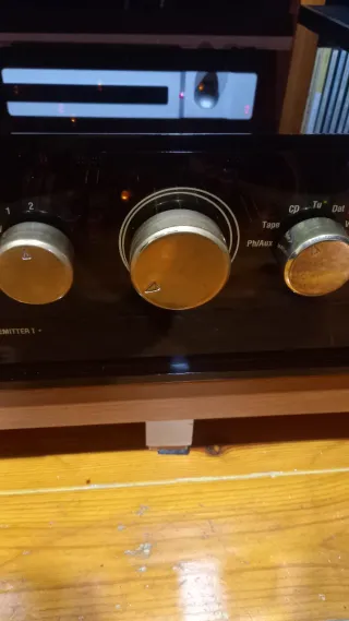 Amplificador ASR EMITTER I PLUS.