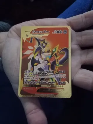 Carta Pokémon Arceus VMAX Dorada