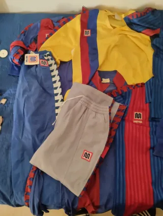 Lote 12 piezas Ropa Meyba FC Barcelona