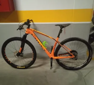Bicicleta Ghost Lector 4.9 LC Naranja. 29" talla M