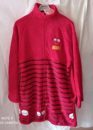 Bata mujer roja con cremallera