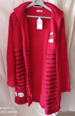 Bata mujer roja con cremallera