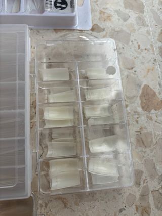Tips y Moldes para Uñas
