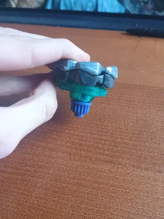 Beyblade X Leon Crest UX 3-85 Accel