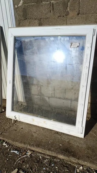 Ventana 136 x 148