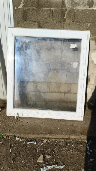 Ventana 136 x 148