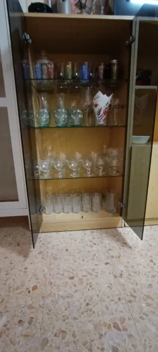 Mueble de salón de madera