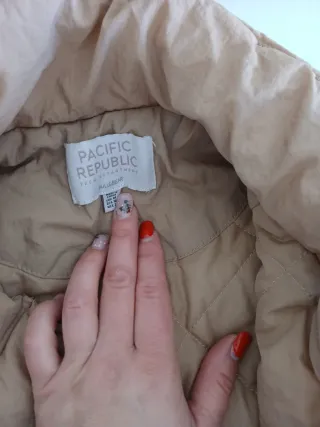 Chaqueta beige y marrón