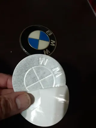 2 Chapas 65mm Adhesivas Aluminio BMW 65mm