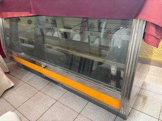 Vitrina expositora 3 puertas