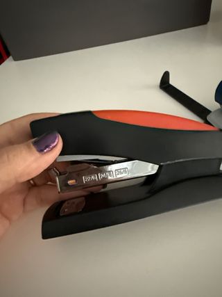 Grapadora Petrus y Perforadora 5Star