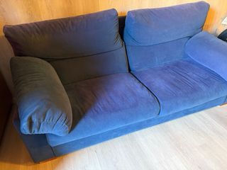 Conjunto 2 sofás de tela azul