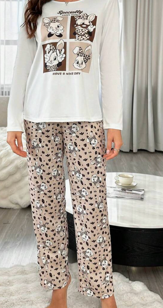 Pijama fino manga larga con estampado