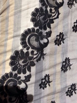 Toquilla calada negra