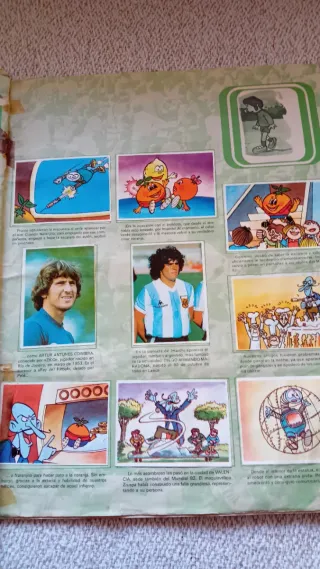 Álbum super raro  Naranjito Mundial 82