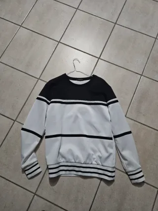 Felpa Bicolor con Rayas